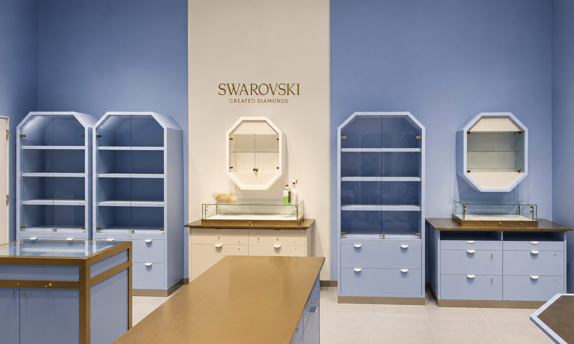 Store Swarovski al centro commerciale Milanofiori, Assago - allestimento